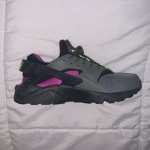 AIR HUARACHE RUN SU 'RIVER ROCK CACTUS' Size 10